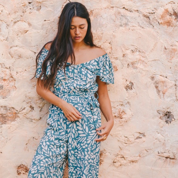 Yireh Lottie Jumpsuit in Fern - Picture 3 of 11
